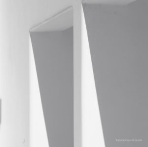 série en noir et blanc: 1956RG-2017RE